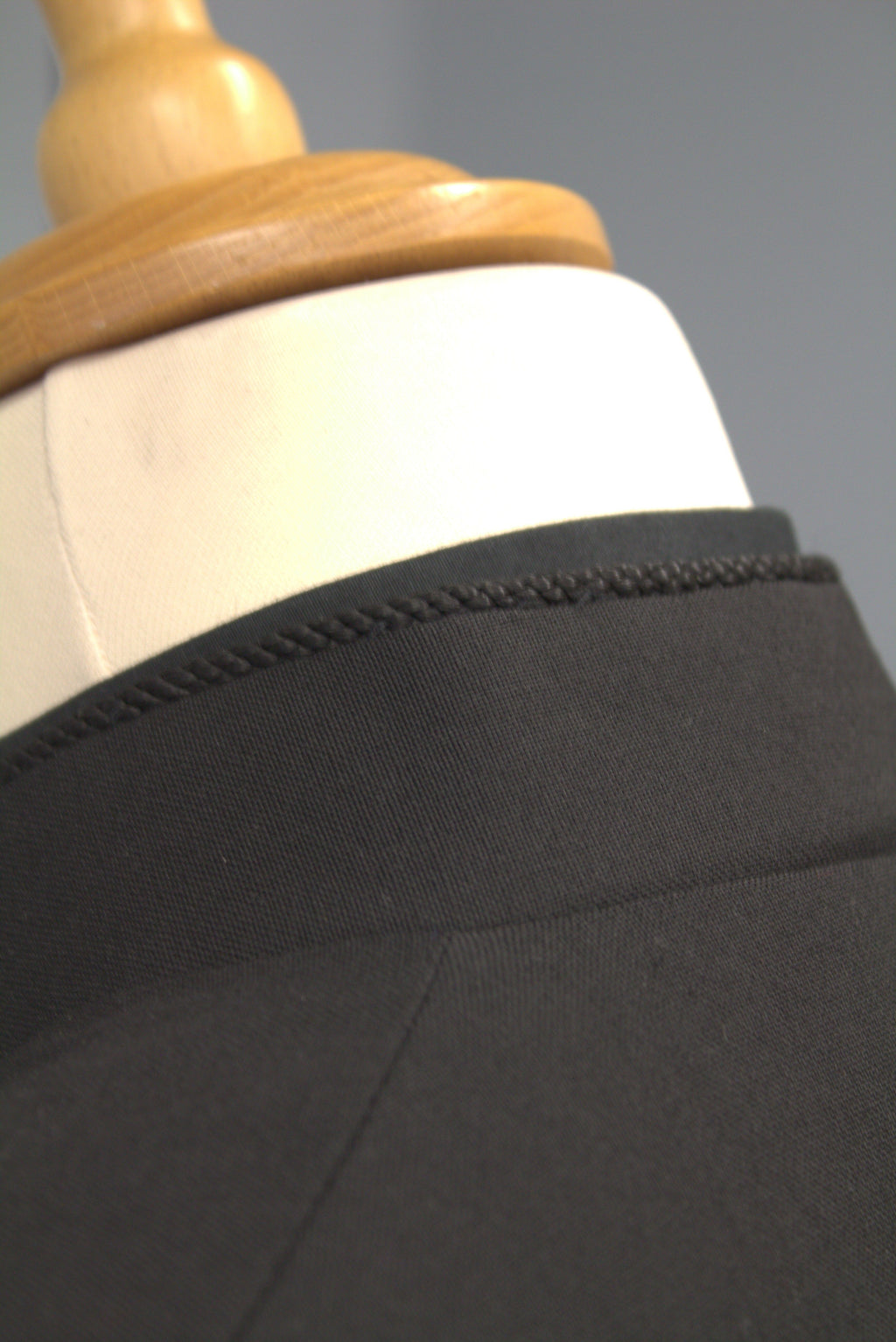 Gents Cassock: Single-Breasted