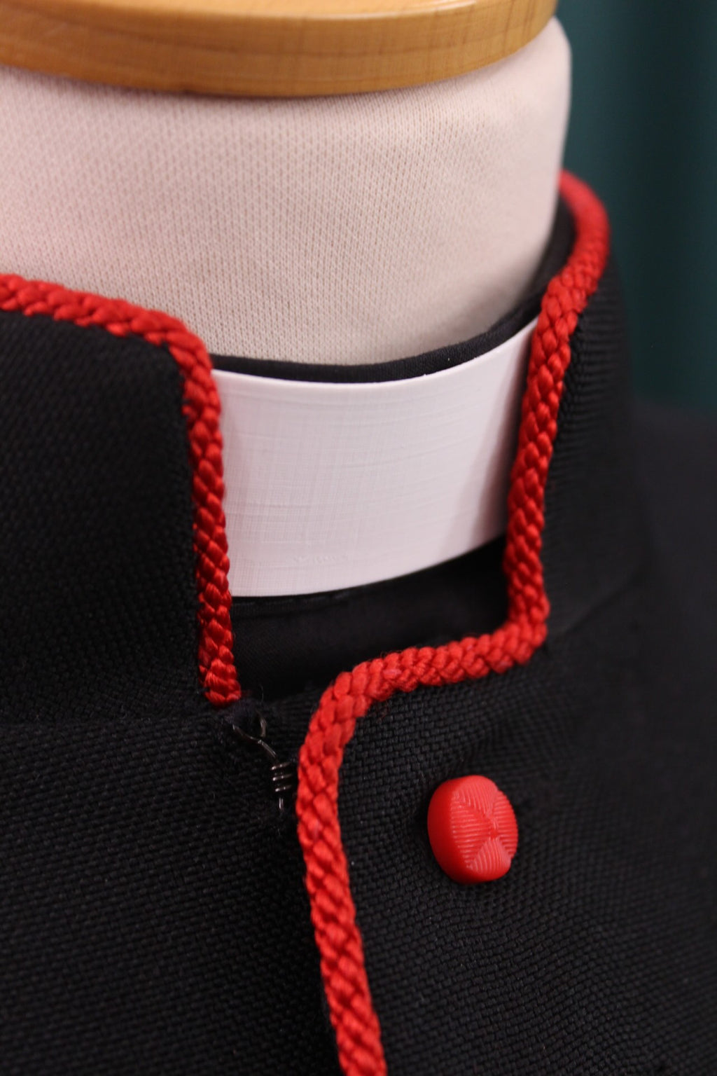 Ladies Canon Cassock: Single-Breasted