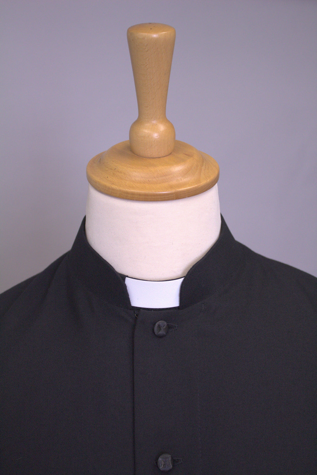 Ladies Cassock: Single-Breasted
