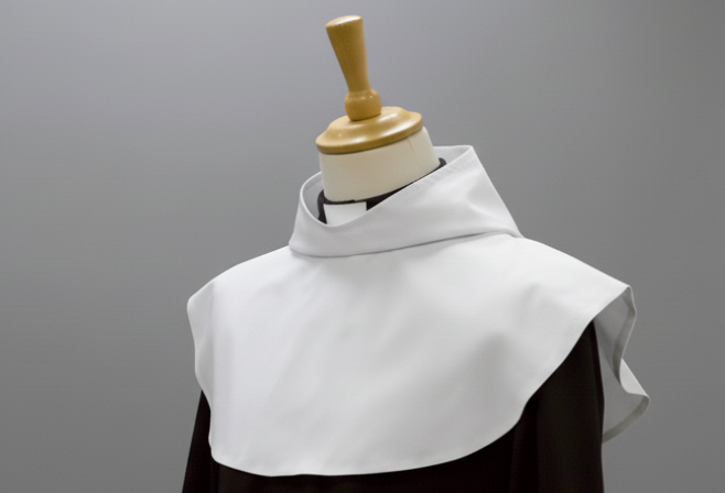Hooded Amice