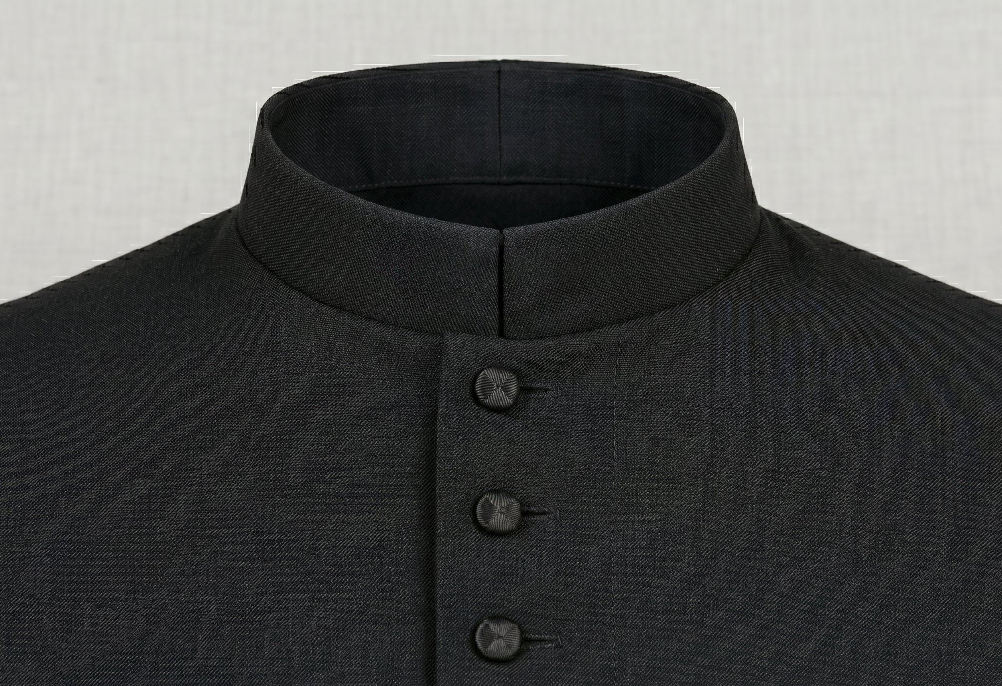 Gents Cassock: Single-Breasted